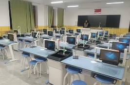 �����������b���I�򡿰�ɽ�����ǽ̌W�x���O�����޹�˾